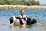 ADULTE ET CHIEN 093